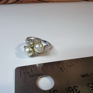 Elegant Silver Pearl Ring